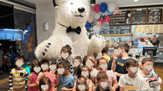 White Polar Bear for Children's Parties / Kids Party. фото